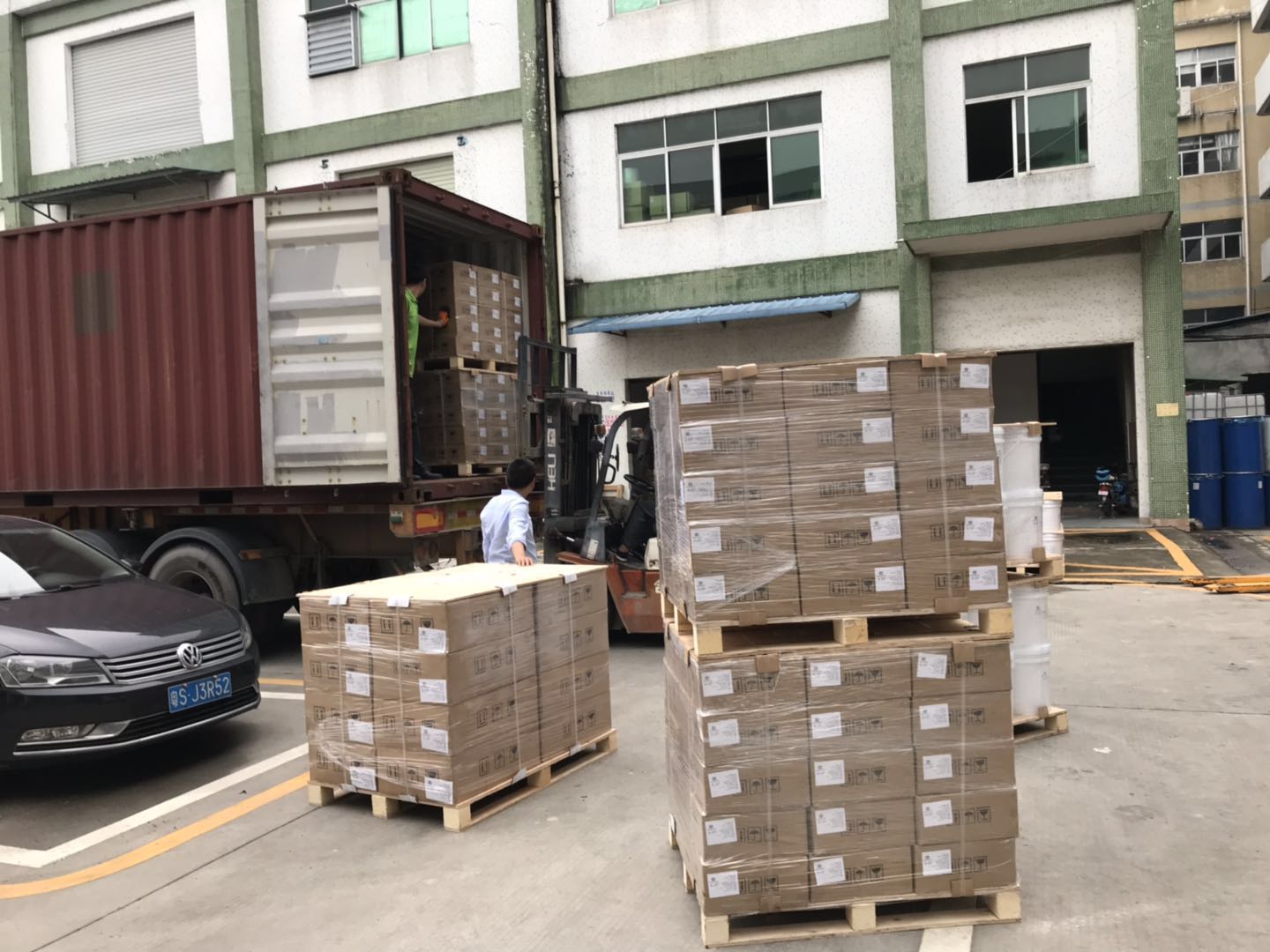 奮戰(zhàn)半月，液體硅膠準(zhǔn)時(shí)出貨